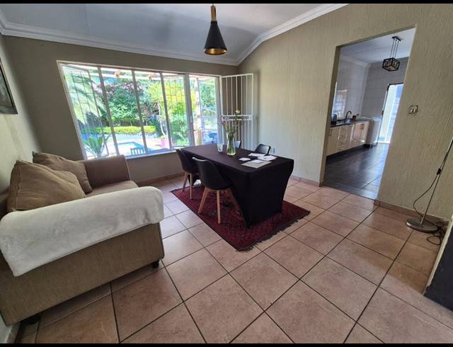 3 BEDROOM HOUSE FOR SALE IN BRACKENHURST